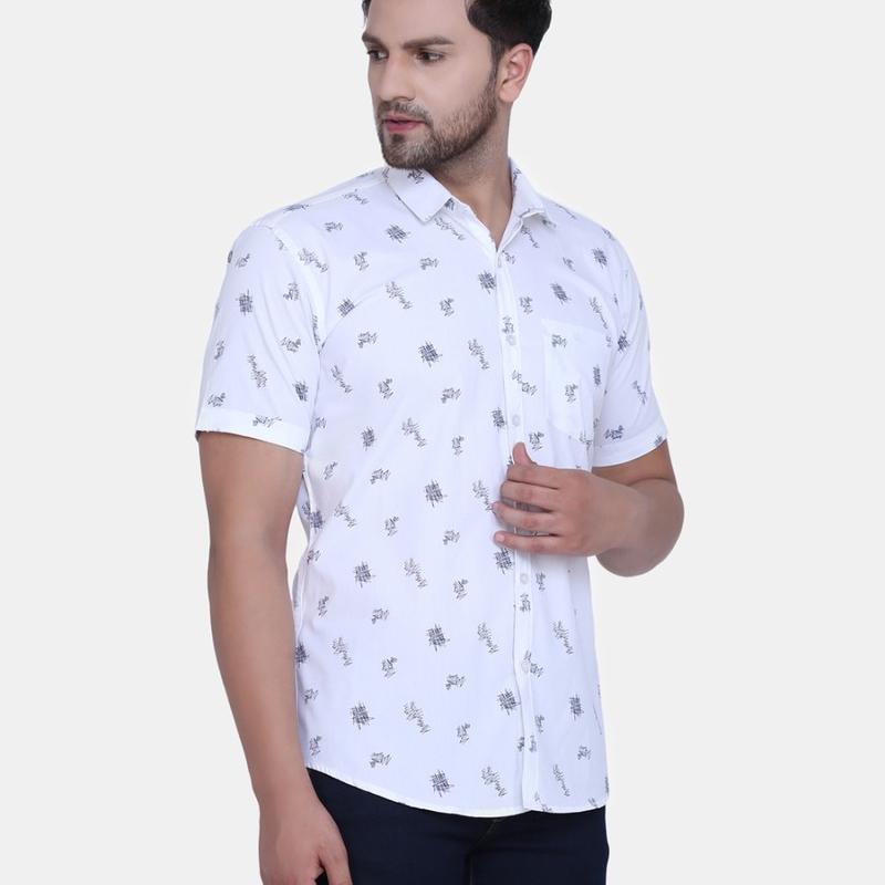 Radha - Cotton Blend Floral Printed Men's Half Sleeve Shirt