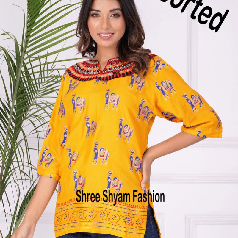 Shilu - Cotton Blend Straight Printed Short Top
